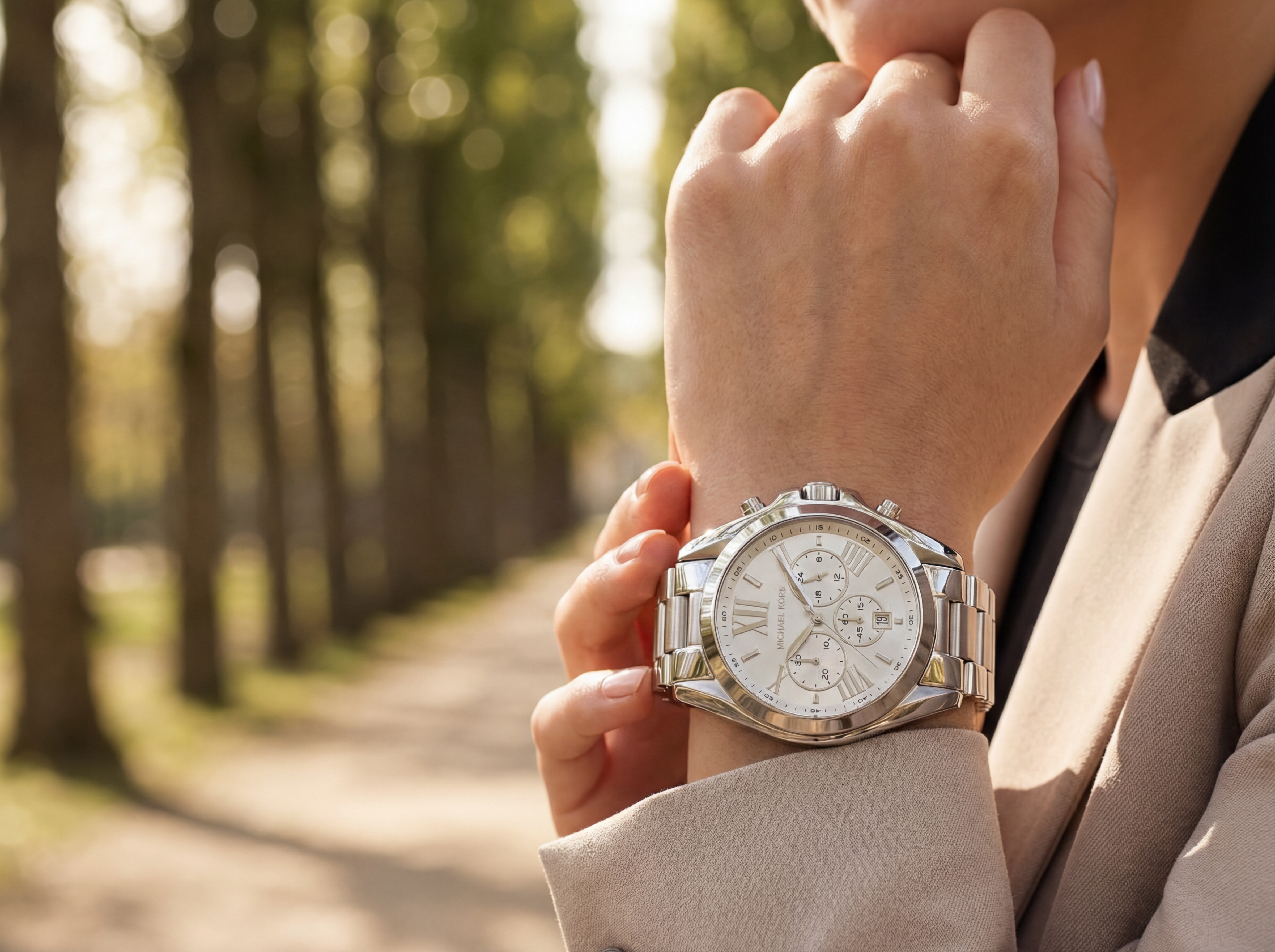 Montre Michael Kors Chronographe Femme : Fonctionnalité et Style au Poignet