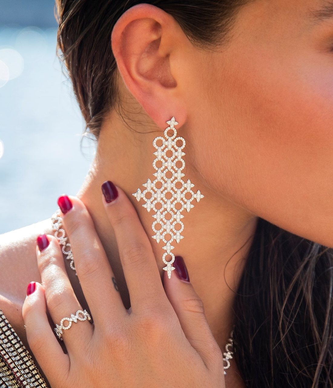 Boucles d'oreilles pendantes APM Monaco Météorites et Cercles XL en Argent 925 - Réf. AE14203OX vue 2