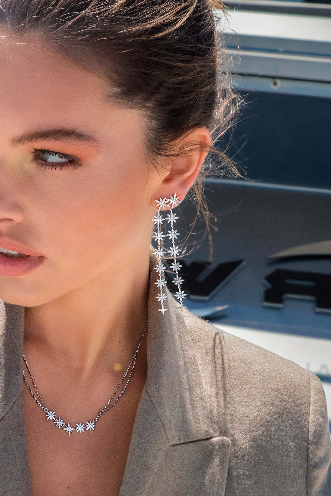 Boucles d'oreilles pendantes APM Monaco Météorites en argent 925, zirconium, réf. AE13396OX vue 2