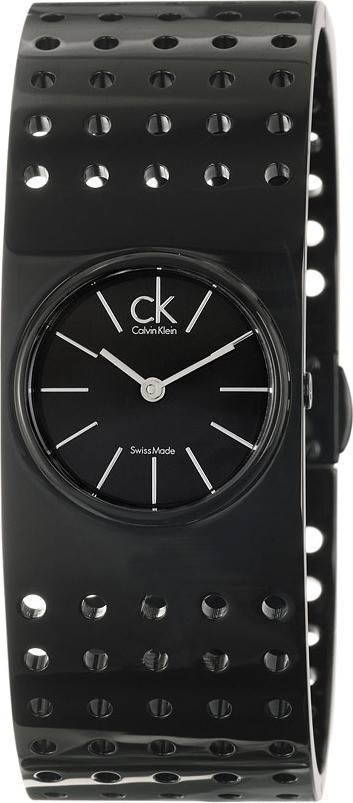 Montre Femme Calvin Klein K8324302 Bracelet Rigide Perforé Acier Noir