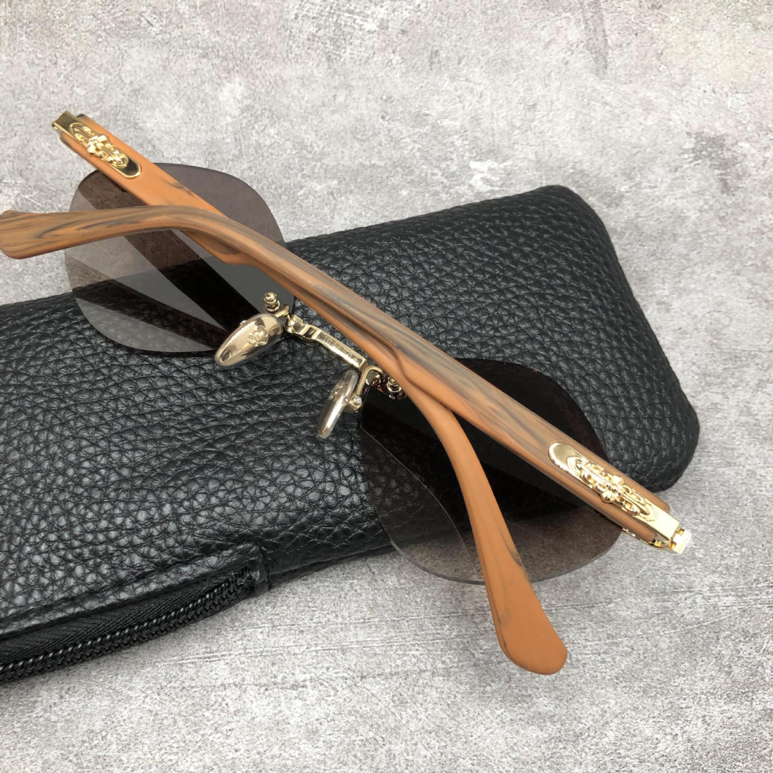 Lunettes de soleil Chrome Hearts Diamond CH8132 BH/SS - Monture plastique géométrique, verres marron vue 7