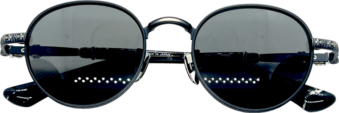 Lunettes de soleil Chrome Hearts unisexe, monture ronde métal noir mat, réf. 110034 vue 3