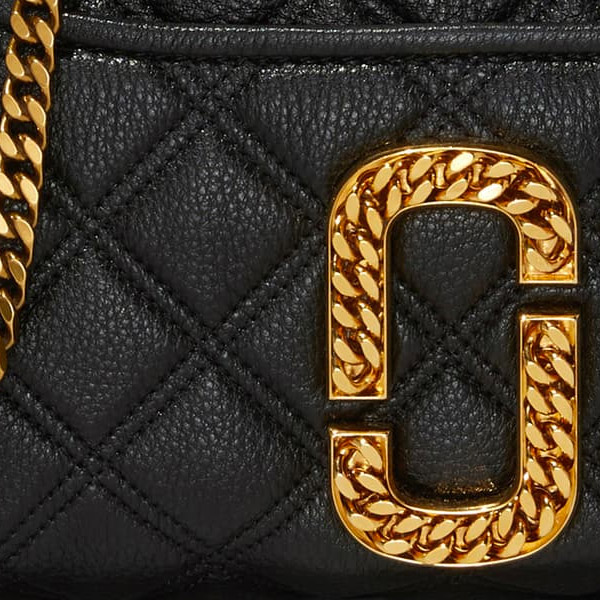 Sac à main femme Marc Jacobs The Status en cuir matelassé noir, référence M0015817-001 vue 4