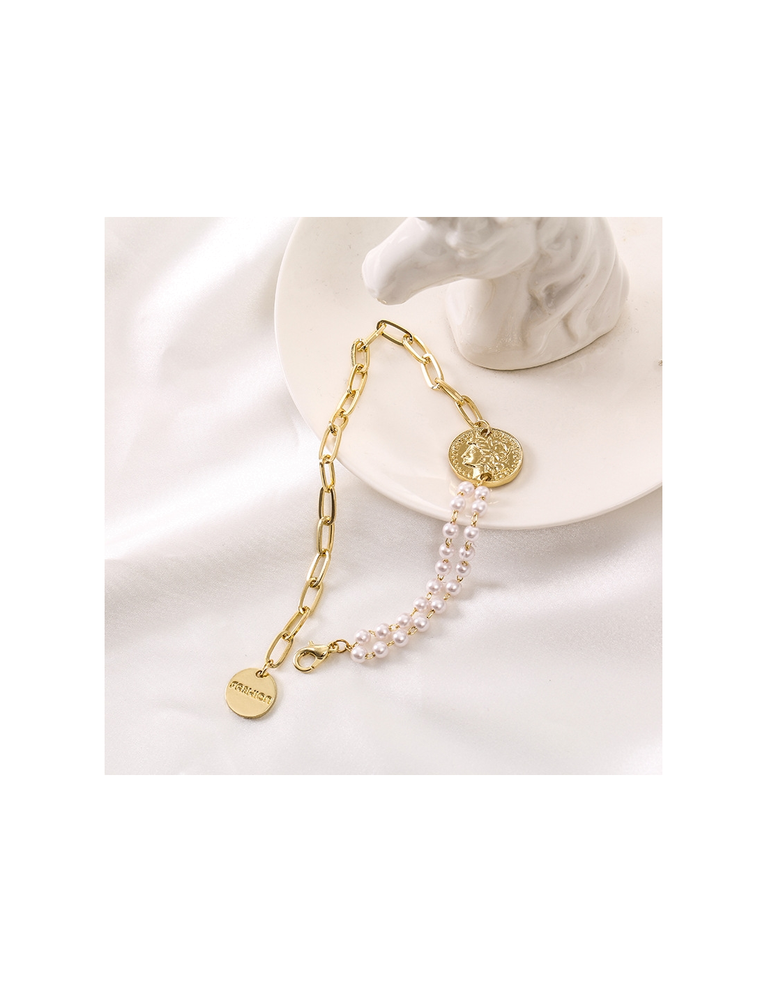 Bracelet femme Victoria Bradley C328 en acier plaqué or, style grec à perles vue 2