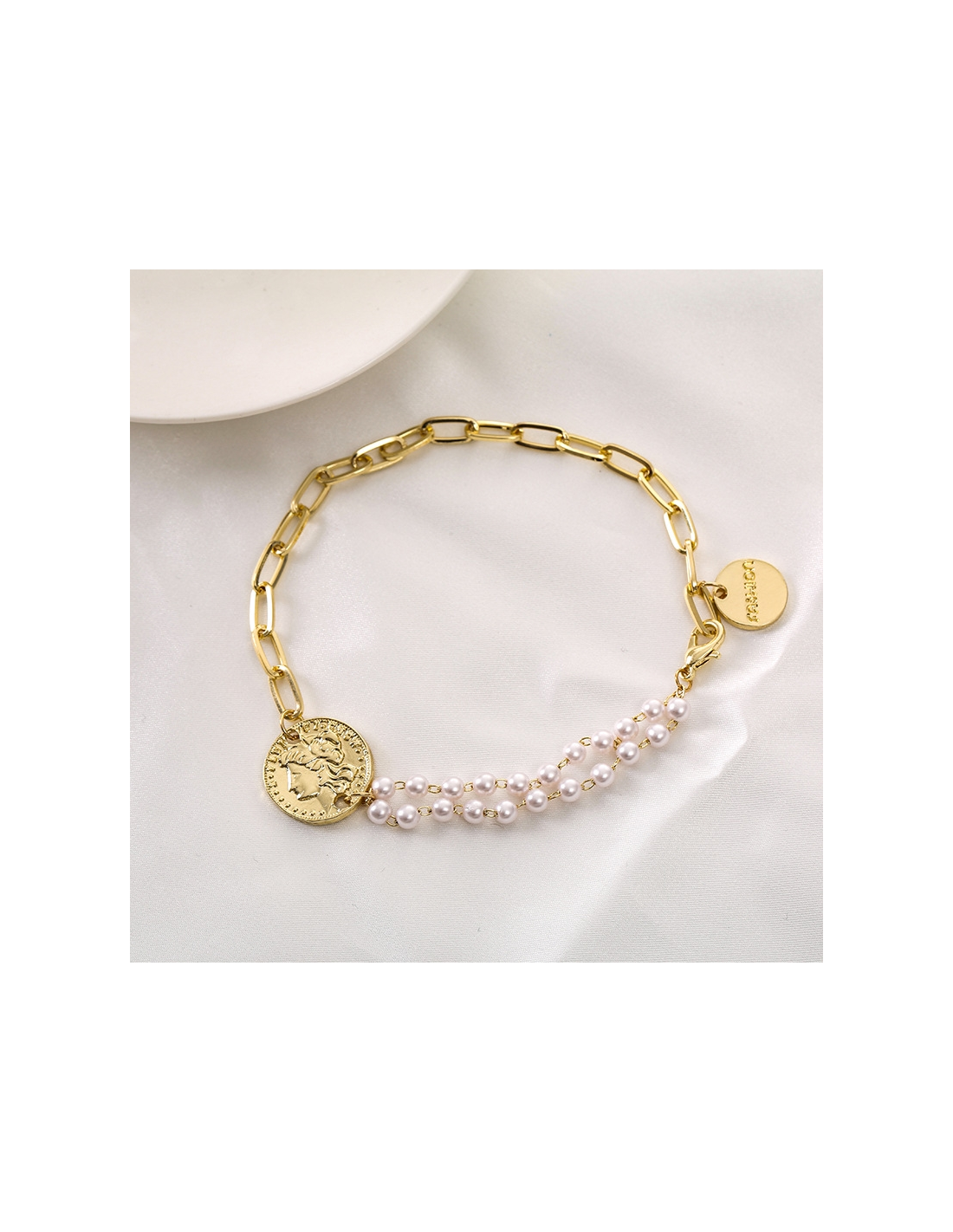 Bracelet femme Victoria Bradley C328 en acier plaqué or, style grec à perles vue 3