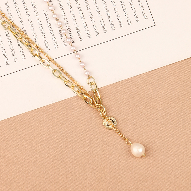 Collier Victoria Bradley en acier plaqué or fin à perles vue 3