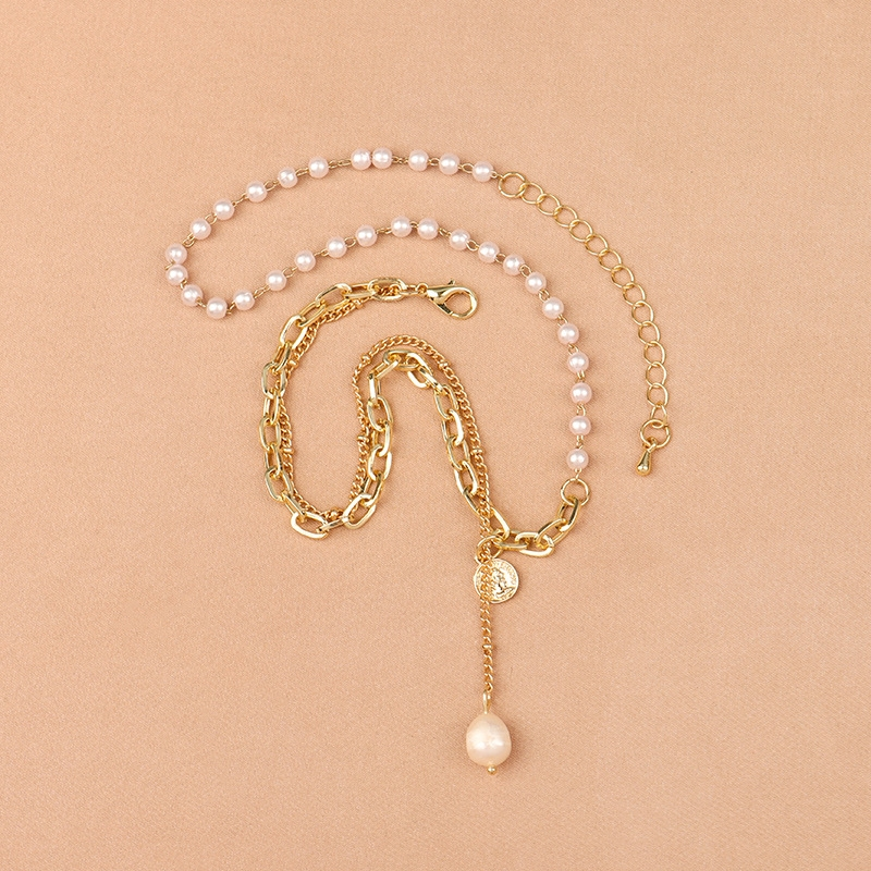 Collier Victoria Bradley en acier plaqué or fin à perles vue 5